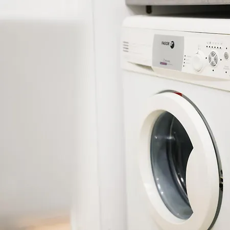 Casa Jesus | Ps5 | Juegos Ninos | Wifi | 6 Pax Lägenhet Zaragoza