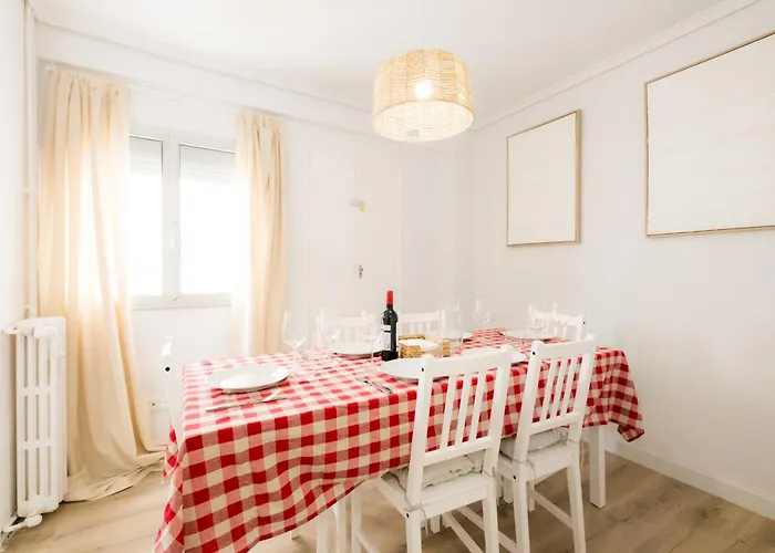 Casa Jesus | Ps5 | Juegos Ninos | Wifi | 6 Pax * Saragosse